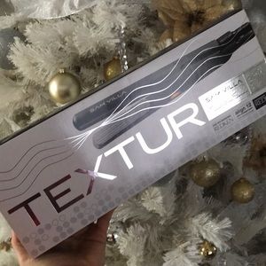 Like New💜 Sam Villa professional texture iron